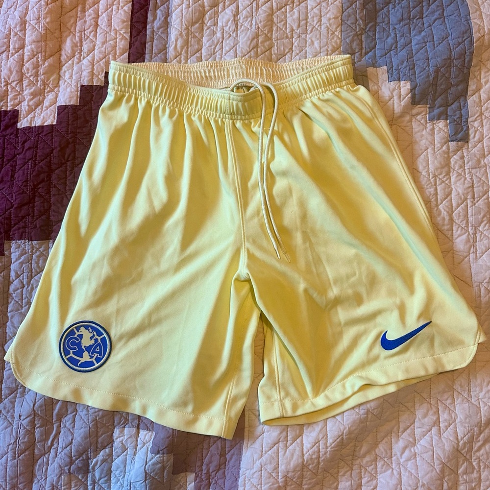 Nike Club America Soccer Shorts sz. M